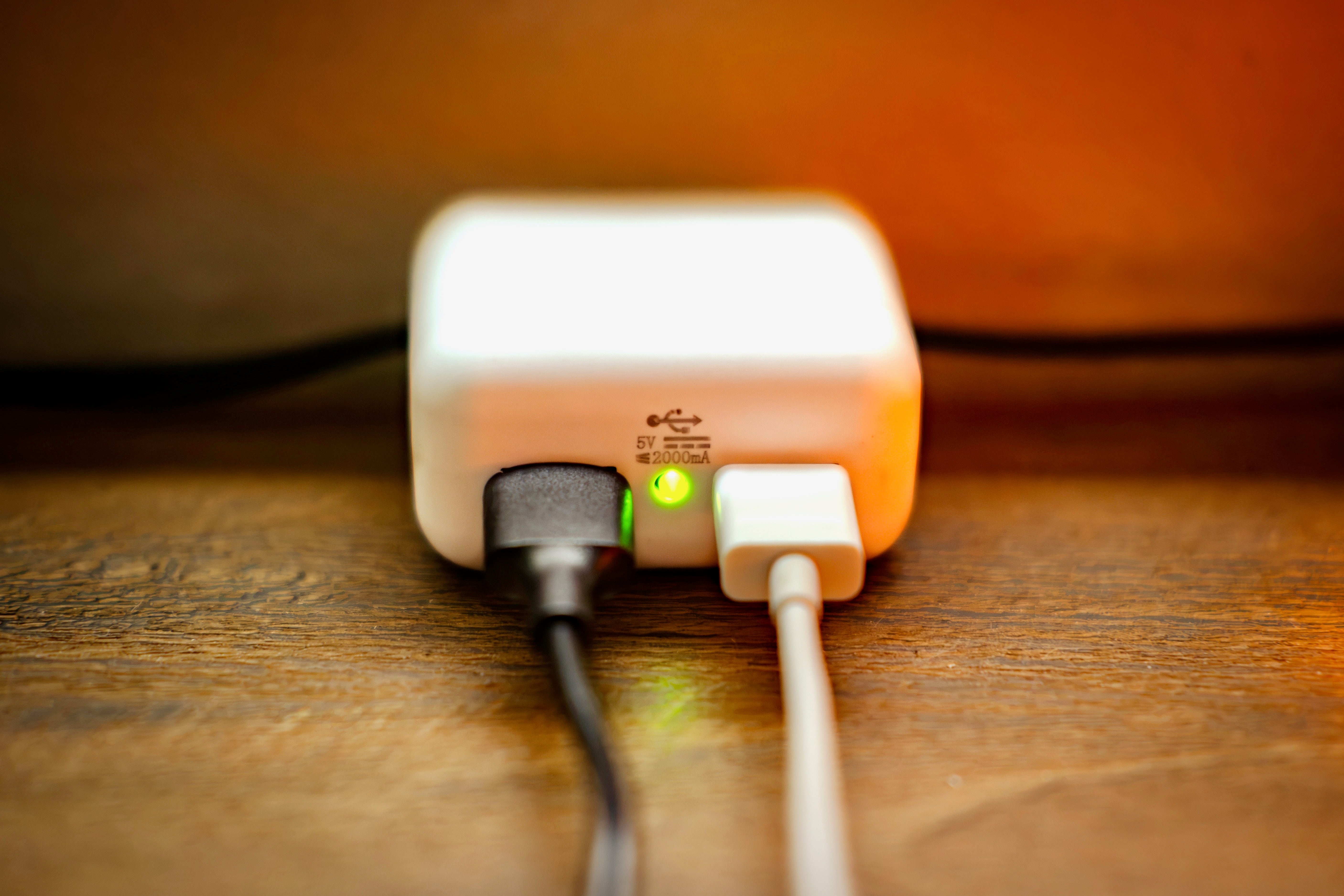 Clamp N Charge: USB Charging Station with Dual USB-A and USB-C Ports