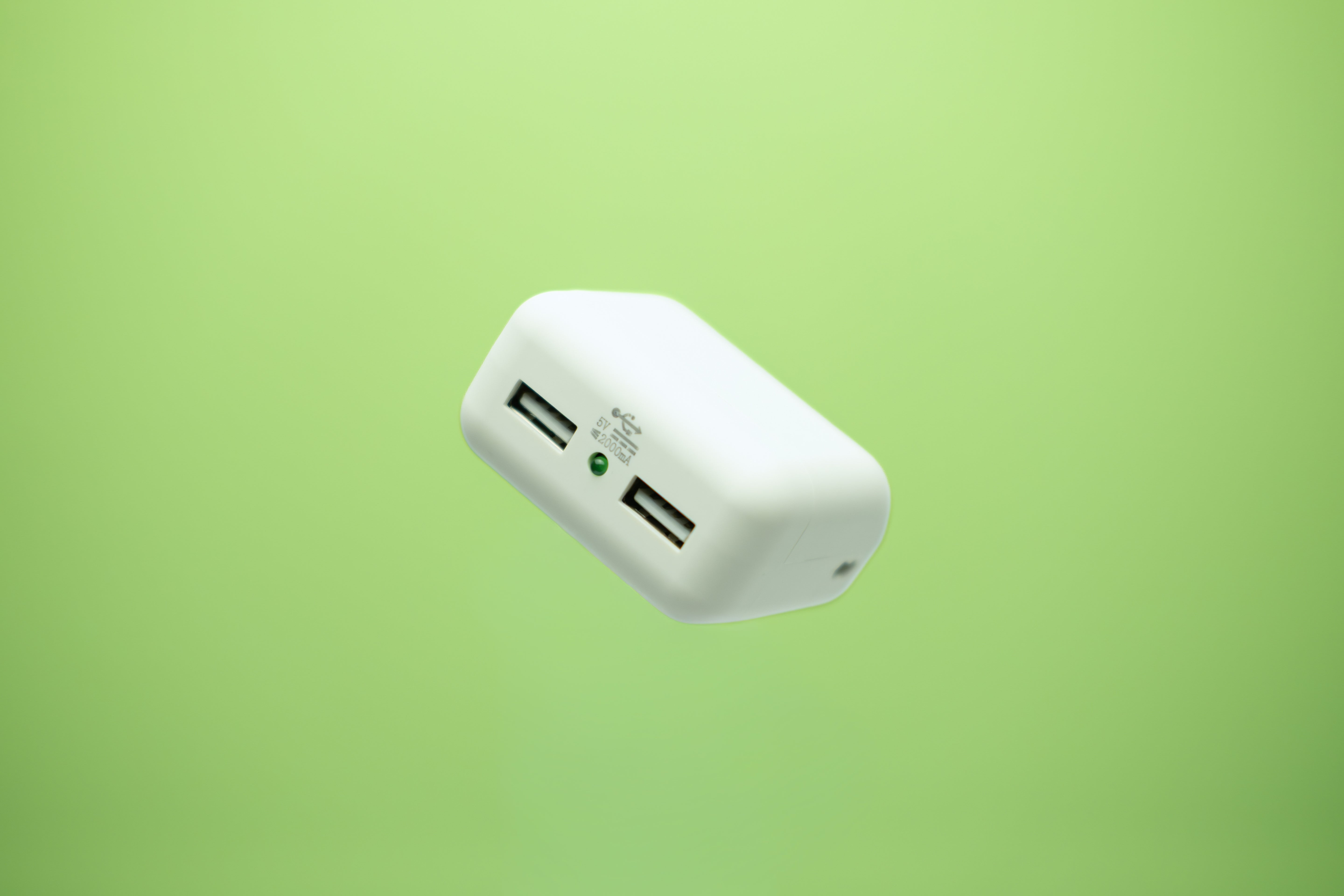 Clamp N Charge: USB Charging Station with Dual USB-A and USB-C Ports
